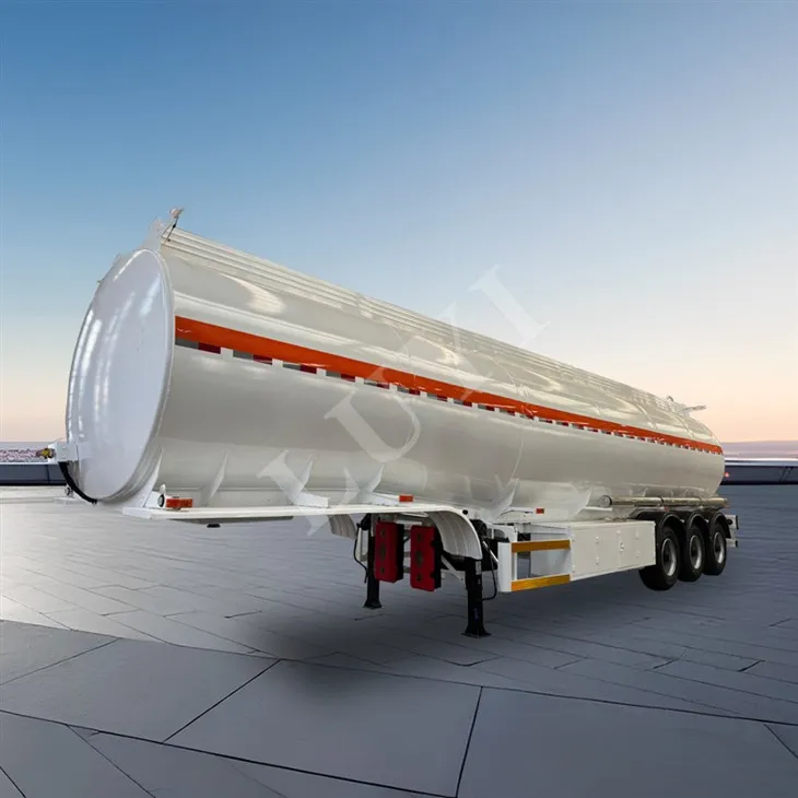 3 - Axle 60-ton 45.000-liters carbon stål olietank semi-trailer
